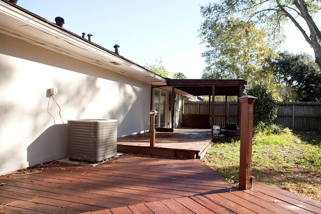 15711 Fox Springs Drive, Houston, TX 77084