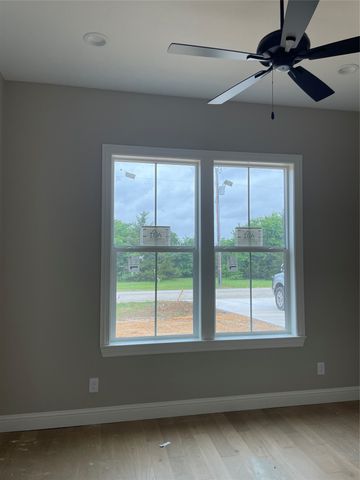 508 La Paloma Circle, Gordonville, TX 76245