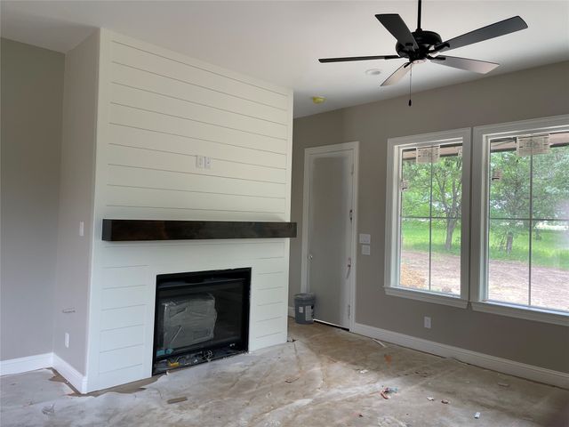 508 La Paloma Circle, Gordonville, TX 76245