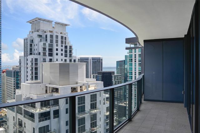 1000 Brickell Plz 4205, Miami, FL 33131