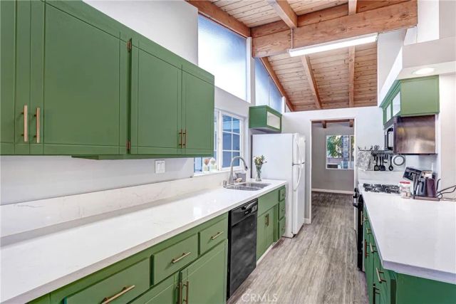 17444 Septo Street, Northridge, CA 91325