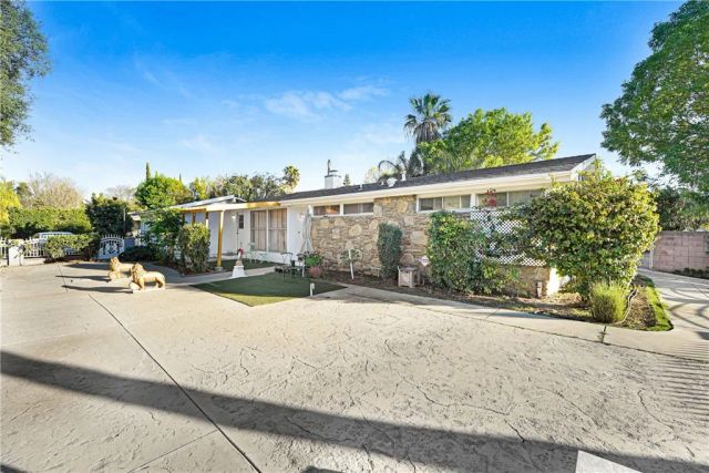 17444 Septo Street, Northridge, CA 91325