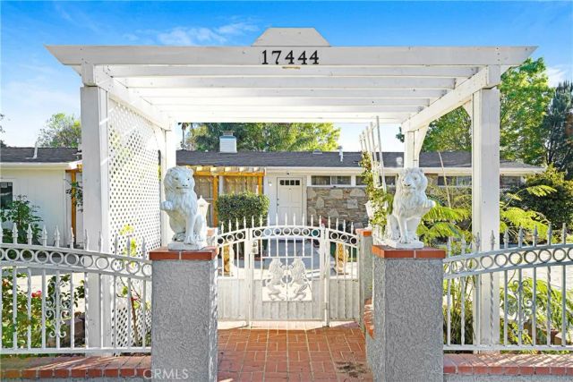 17444 Septo Street, Northridge, CA 91325