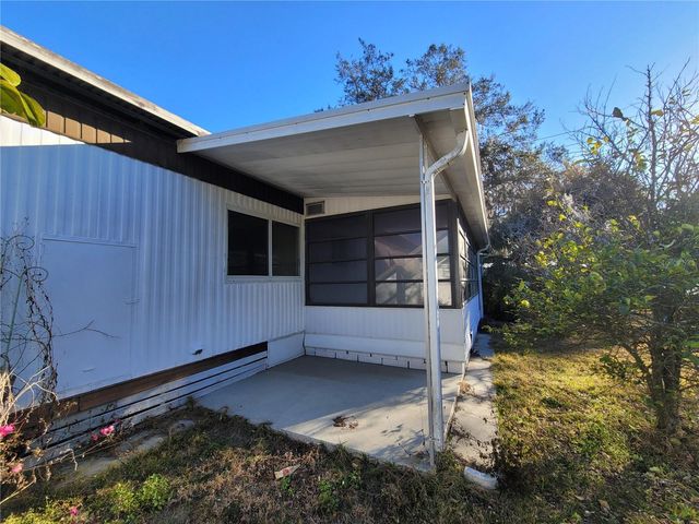 5021 HILL DRIVE, Zephyrhills, FL 33542