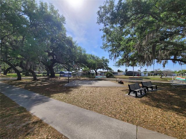 5021 HILL DRIVE, Zephyrhills, FL 33542