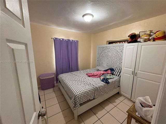 1250 NW 131st St, North Miami, FL 33167