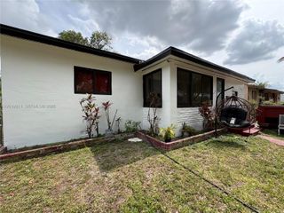 1250 NW 131st St, North Miami, FL 33167