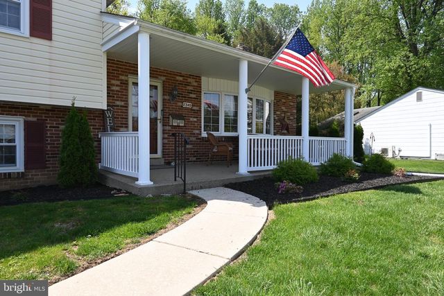 2345 CRESTVIEW LN, Aston, PA 19014