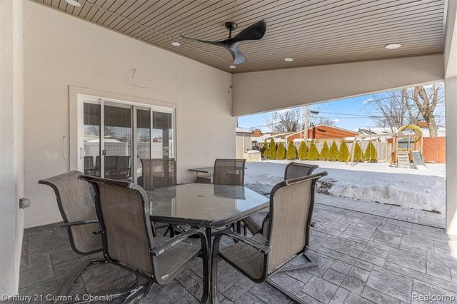 25520 Elon Drive, Dearborn Heights, MI 48127