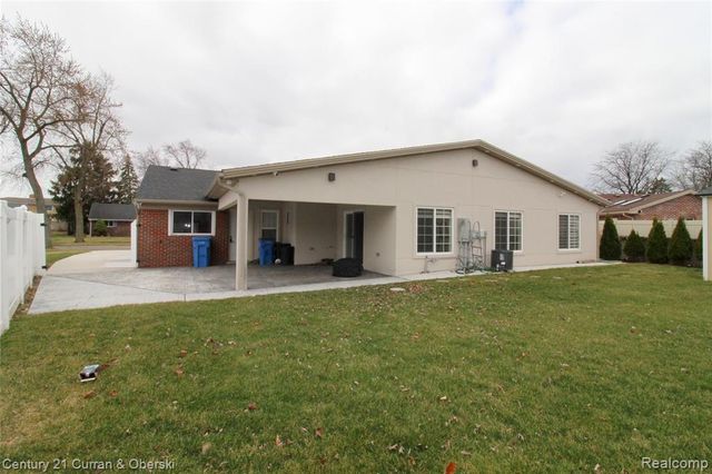 25520 Elon Drive, Dearborn Heights, MI 48127