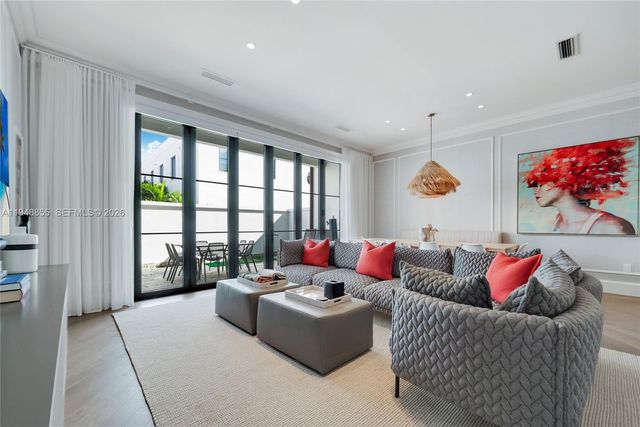 2615 Anderson Rd, Coral Gables, FL 33134