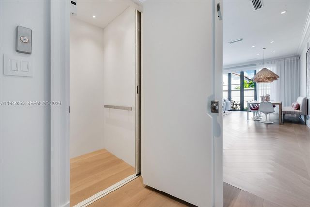 2615 Anderson Rd, Coral Gables, FL 33134