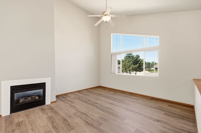 1806 N Drummond St, Greenacres, WA 99016
