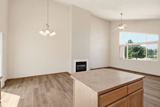1806 N Drummond St, Greenacres, WA 99016