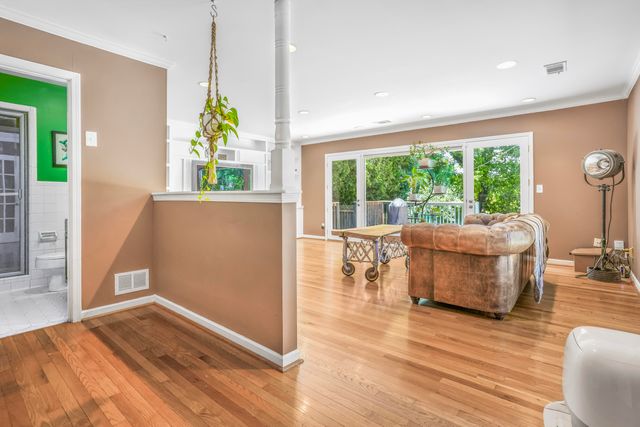 333 Lakeshore Drive, Lexington, KY 40502