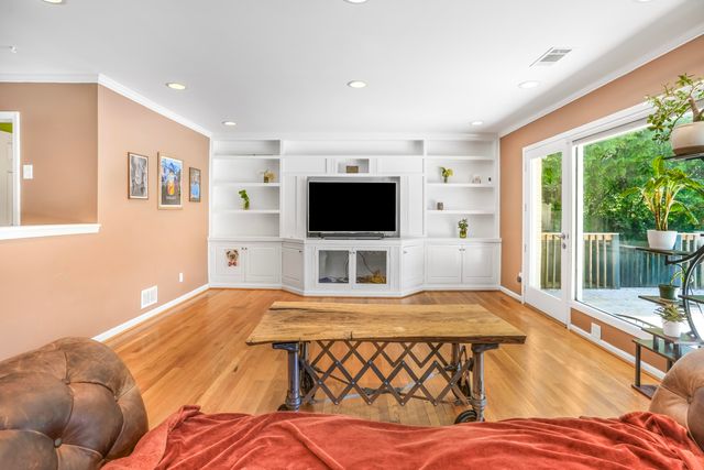 333 Lakeshore Drive, Lexington, KY 40502