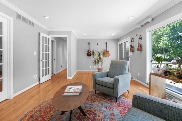 333 Lakeshore Drive, Lexington, KY 40502