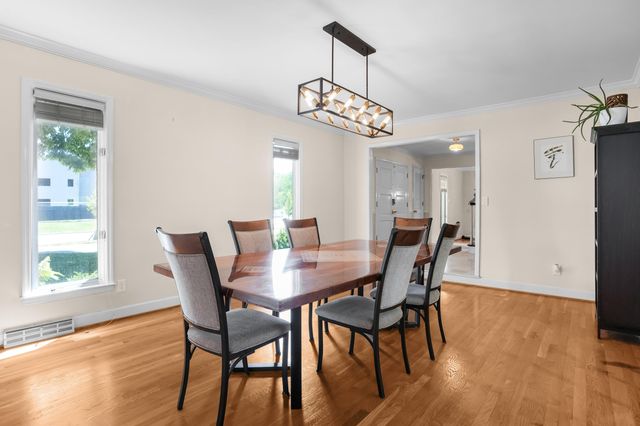 333 Lakeshore Drive, Lexington, KY 40502