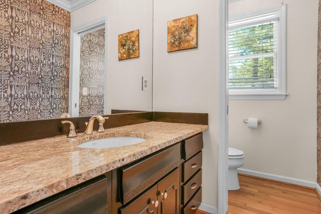 333 Lakeshore Drive, Lexington, KY 40502