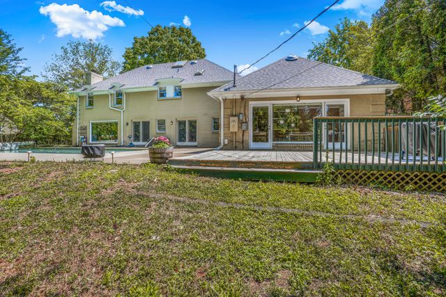 333 Lakeshore Drive, Lexington, KY 40502