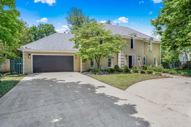 333 Lakeshore Drive, Lexington, KY 40502