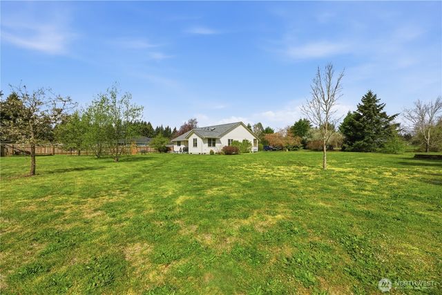 9227 176th Avenue SW, Rochester, WA 98579