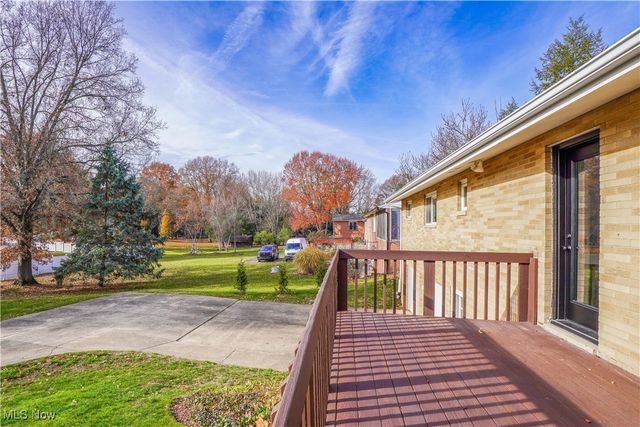 5650 Comanche Street NW, North Canton, OH 44720