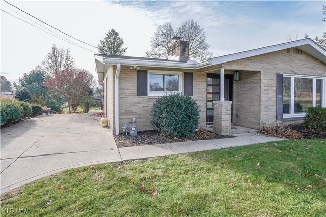 5650 Comanche Street NW, North Canton, OH 44720