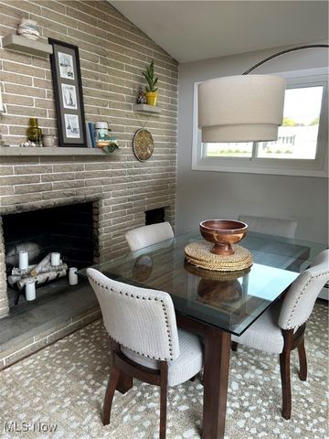 5650 Comanche Street NW, North Canton, OH 44720