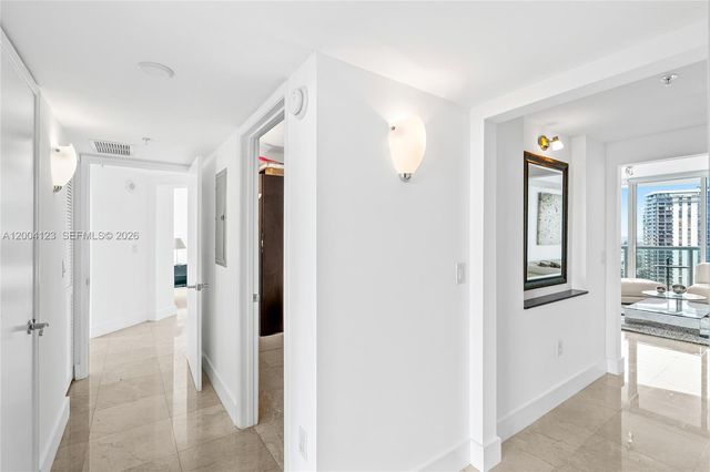 19400 Turnberry Way 1731, Aventura, FL 33180