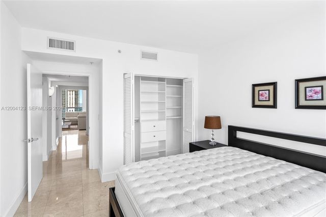 19400 Turnberry Way 1731, Aventura, FL 33180