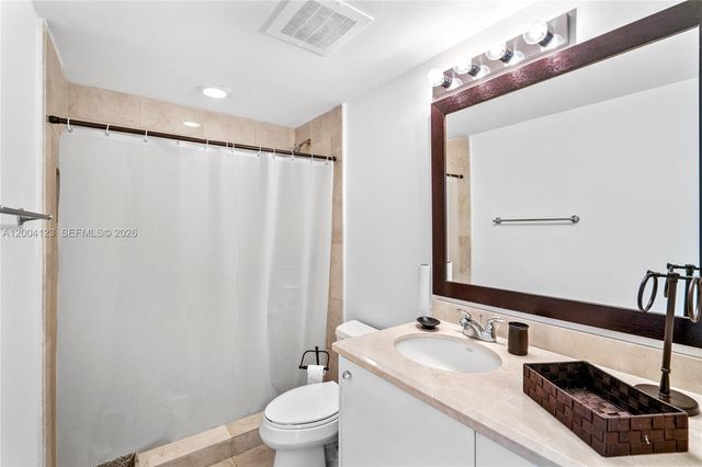 19400 Turnberry Way 1731, Aventura, FL 33180