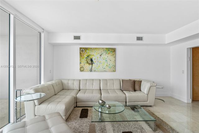 19400 Turnberry Way 1731, Aventura, FL 33180