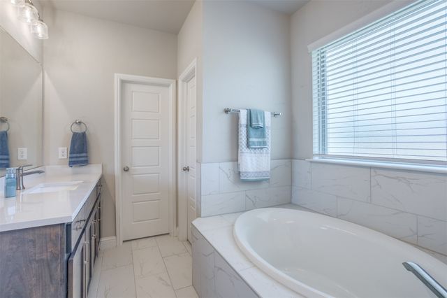 3032 Westfork Way, Springtown, TX 76082