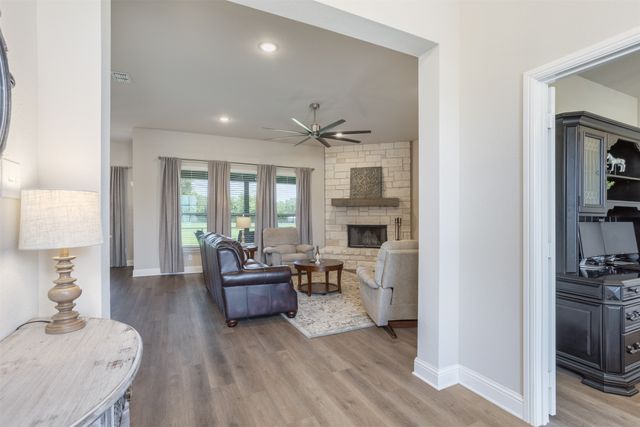 3032 Westfork Way, Springtown, TX 76082