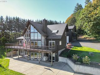 22000 Se UPPER MATTHEWS CREEK Ln, Amity, OR 97101
