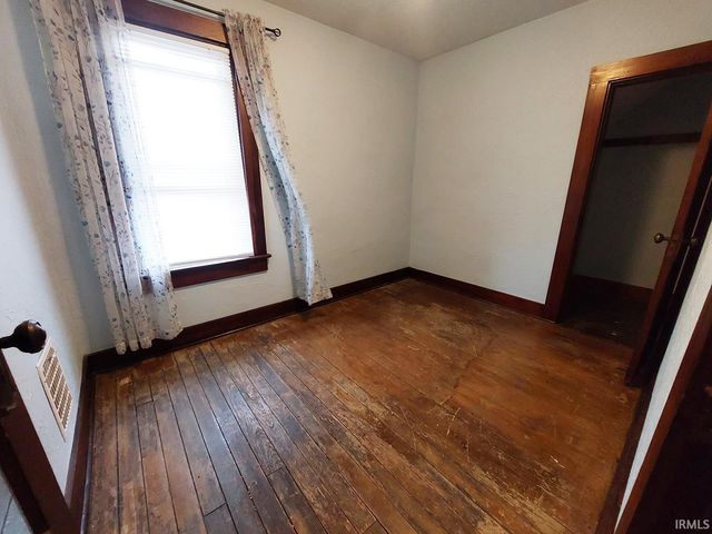 615 2nd Street, Fort Wayne, IN 46808