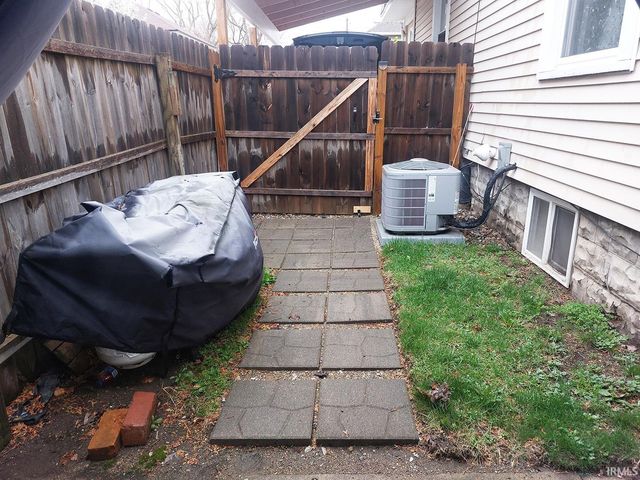 615 2nd Street, Fort Wayne, IN 46808