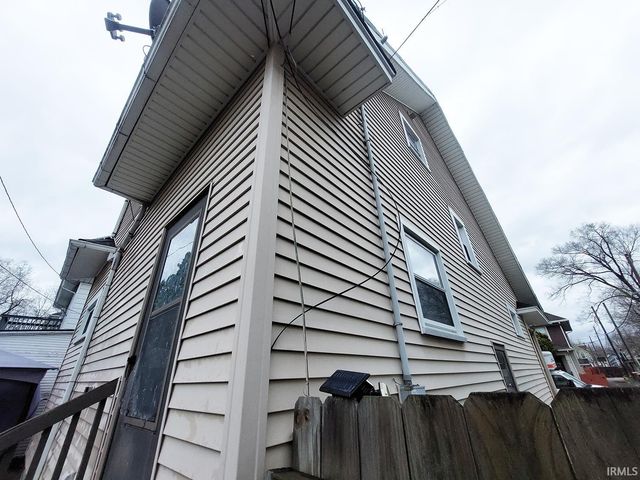 615 2nd Street, Fort Wayne, IN 46808