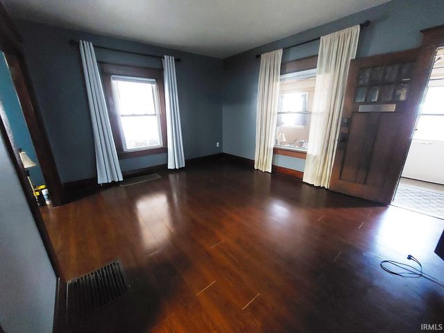 615 2nd Street, Fort Wayne, IN 46808