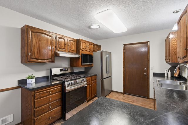 7720 Irish Avenue S, Cottage Grove, MN 55016