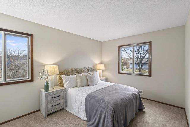 7720 Irish Avenue S, Cottage Grove, MN 55016