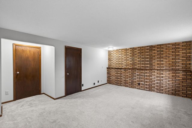 7720 Irish Avenue S, Cottage Grove, MN 55016