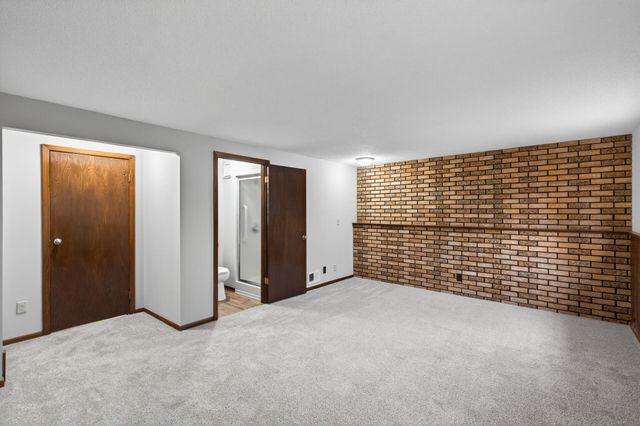 7720 Irish Avenue S, Cottage Grove, MN 55016