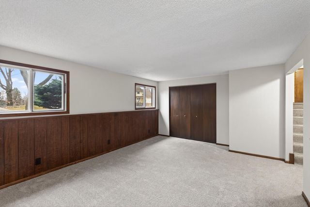 7720 Irish Avenue S, Cottage Grove, MN 55016