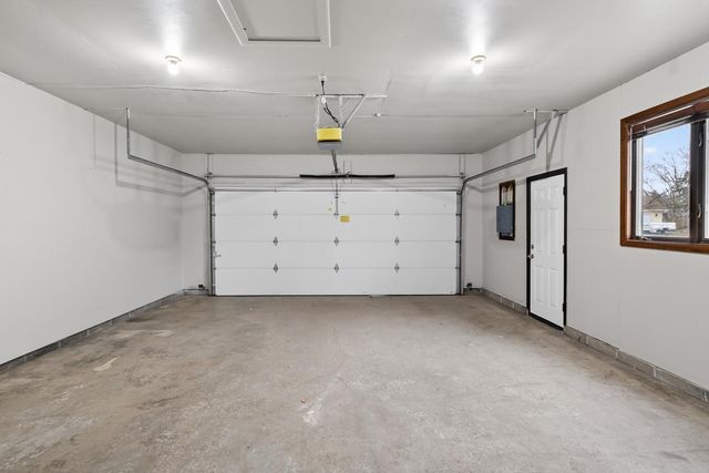 7720 Irish Avenue S, Cottage Grove, MN 55016