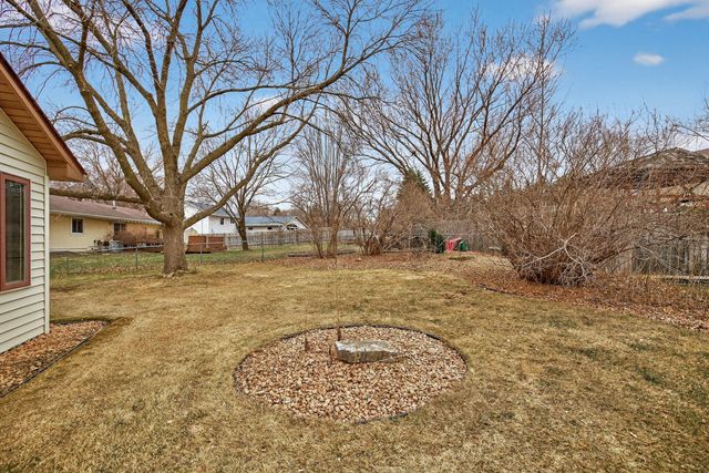 7720 Irish Avenue S, Cottage Grove, MN 55016