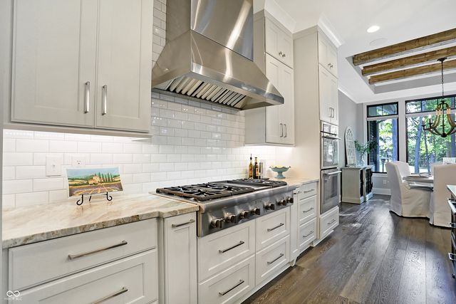 10725 Holliday Farms Boulevard, Zionsville, IN 46077