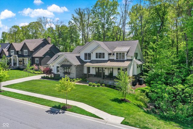 10725 Holliday Farms Boulevard, Zionsville, IN 46077