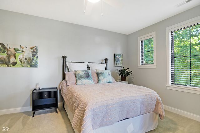 10725 Holliday Farms Boulevard, Zionsville, IN 46077